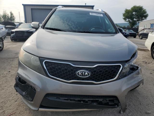 Photo 4 VIN: 5XYKW4A2XBG143128 - KIA SORENTO 