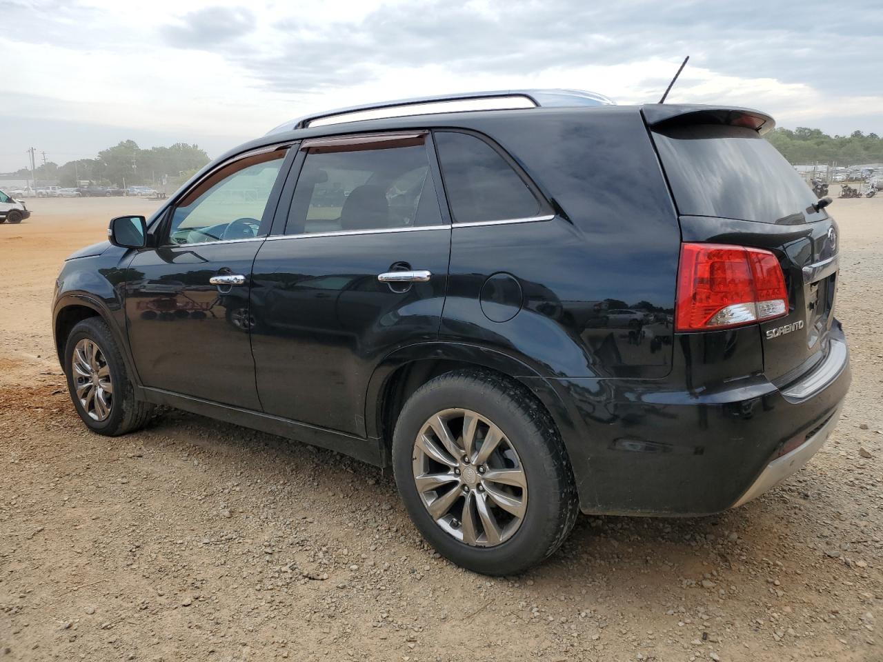 Photo 1 VIN: 5XYKW4A2XCG273637 - KIA SORENTO 