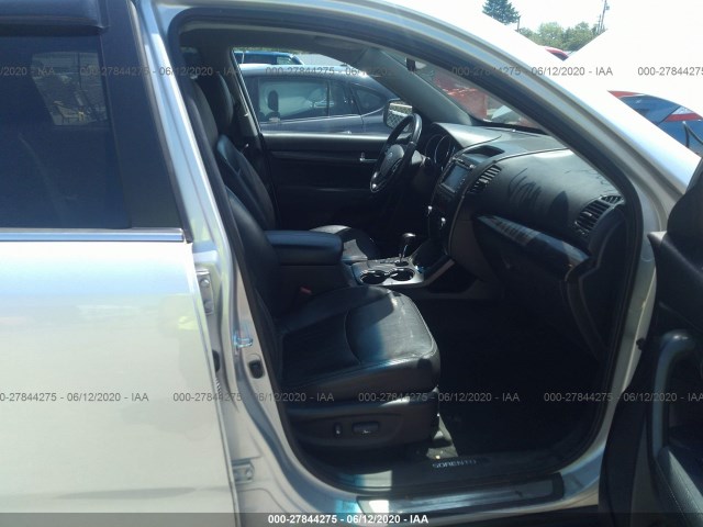 Photo 4 VIN: 5XYKW4A2XDG340951 - KIA SORENTO 