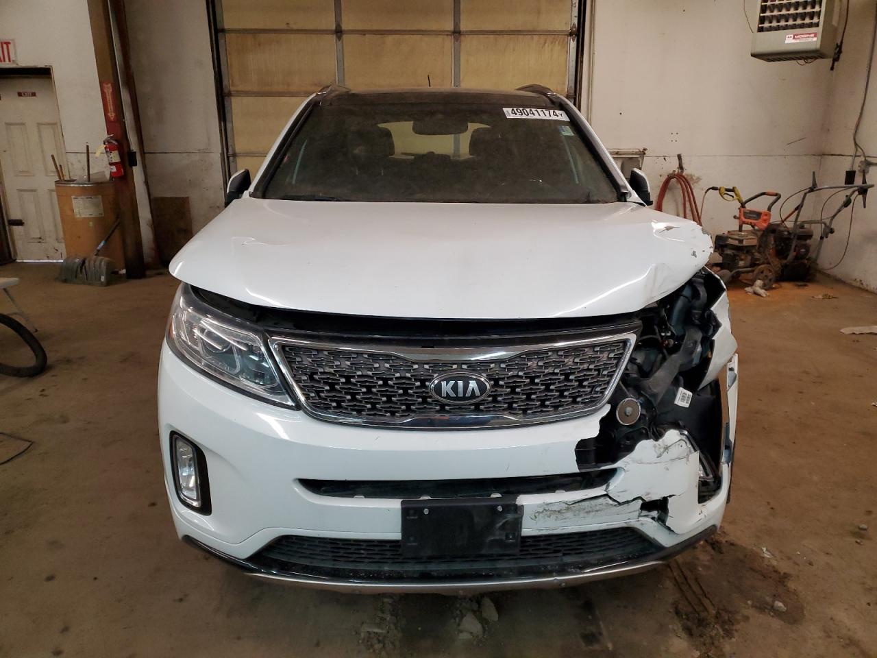 Photo 4 VIN: 5XYKW4A70EG502650 - KIA SORENTO 