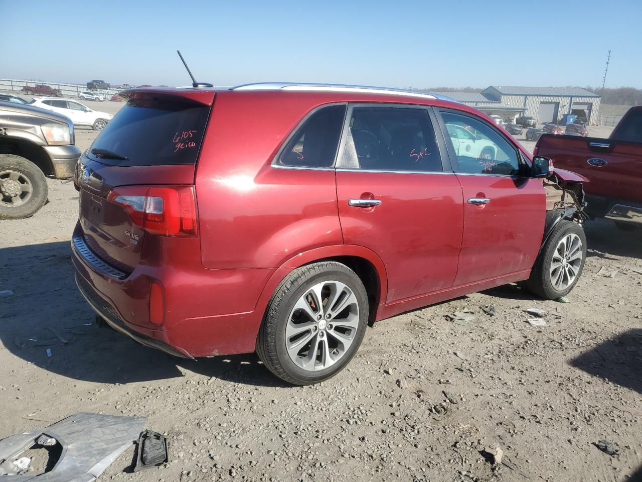 Photo 2 VIN: 5XYKW4A70FG558220 - KIA SORENTO 