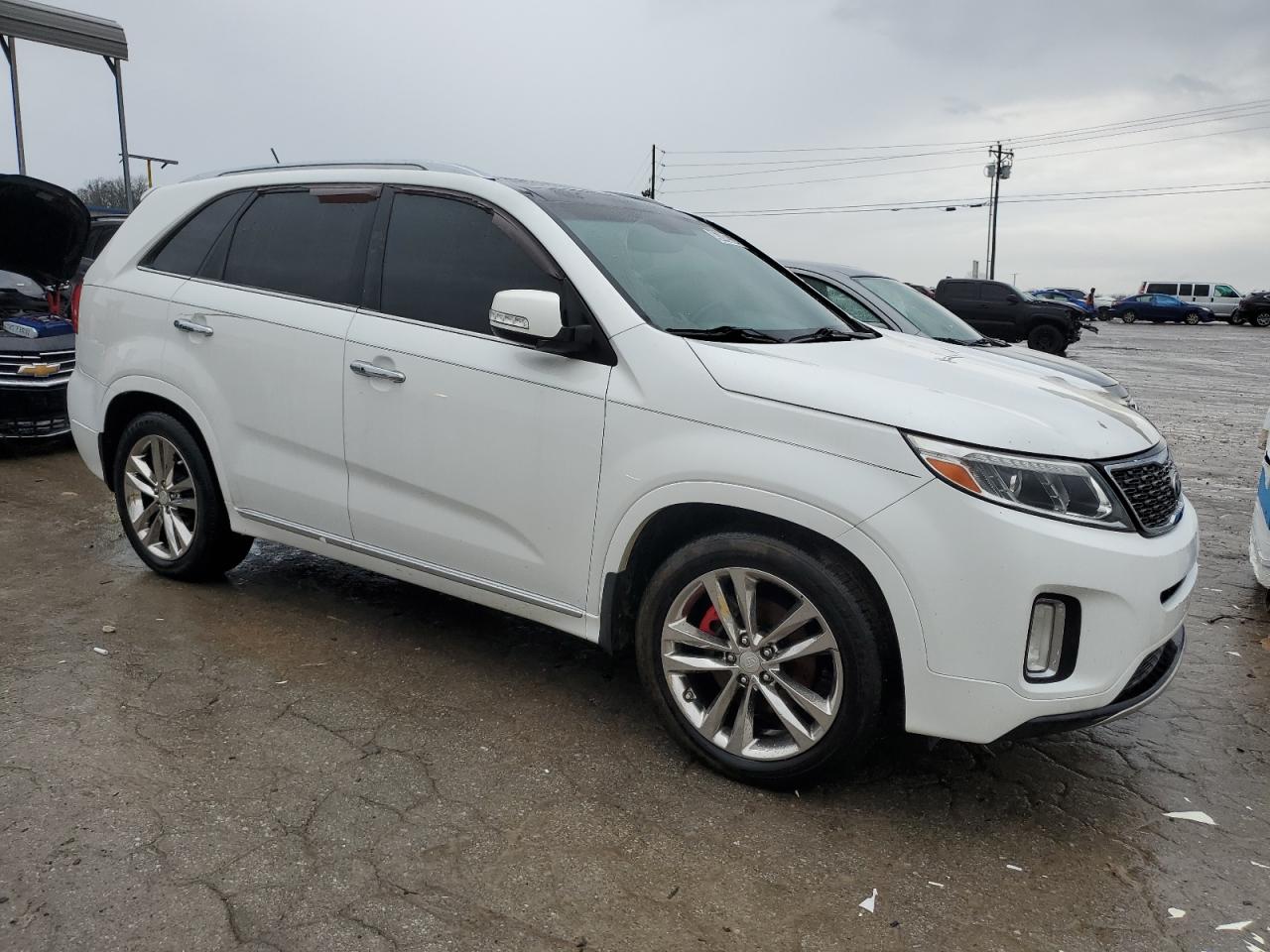 Photo 3 VIN: 5XYKW4A70FG588575 - KIA SORENTO 