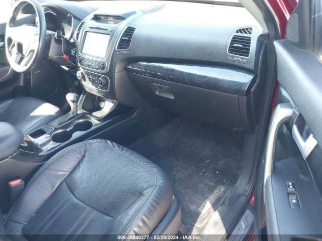 Photo 4 VIN: 5XYKW4A70FG615371 - KIA SORENTO 