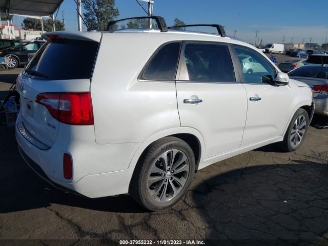 Photo 3 VIN: 5XYKW4A71FG625682 - KIA SORENTO 