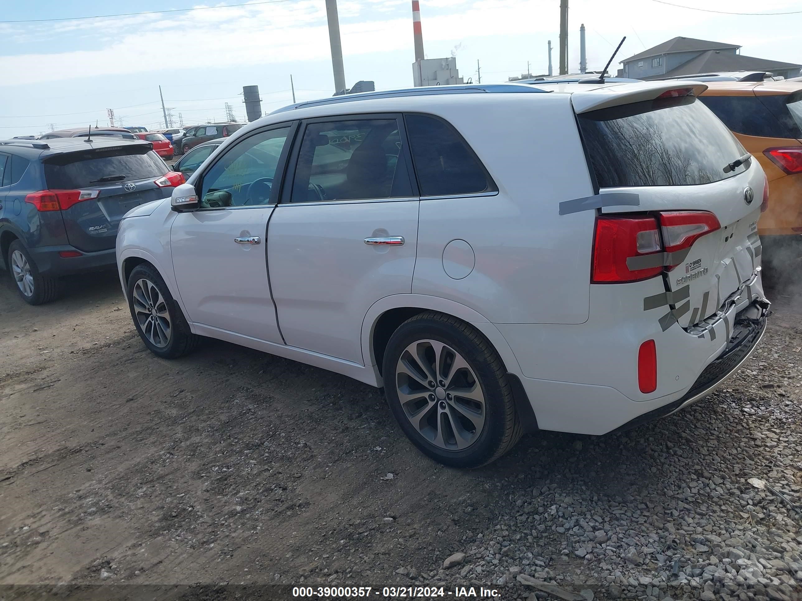 Photo 2 VIN: 5XYKW4A72EG516274 - KIA SORENTO 