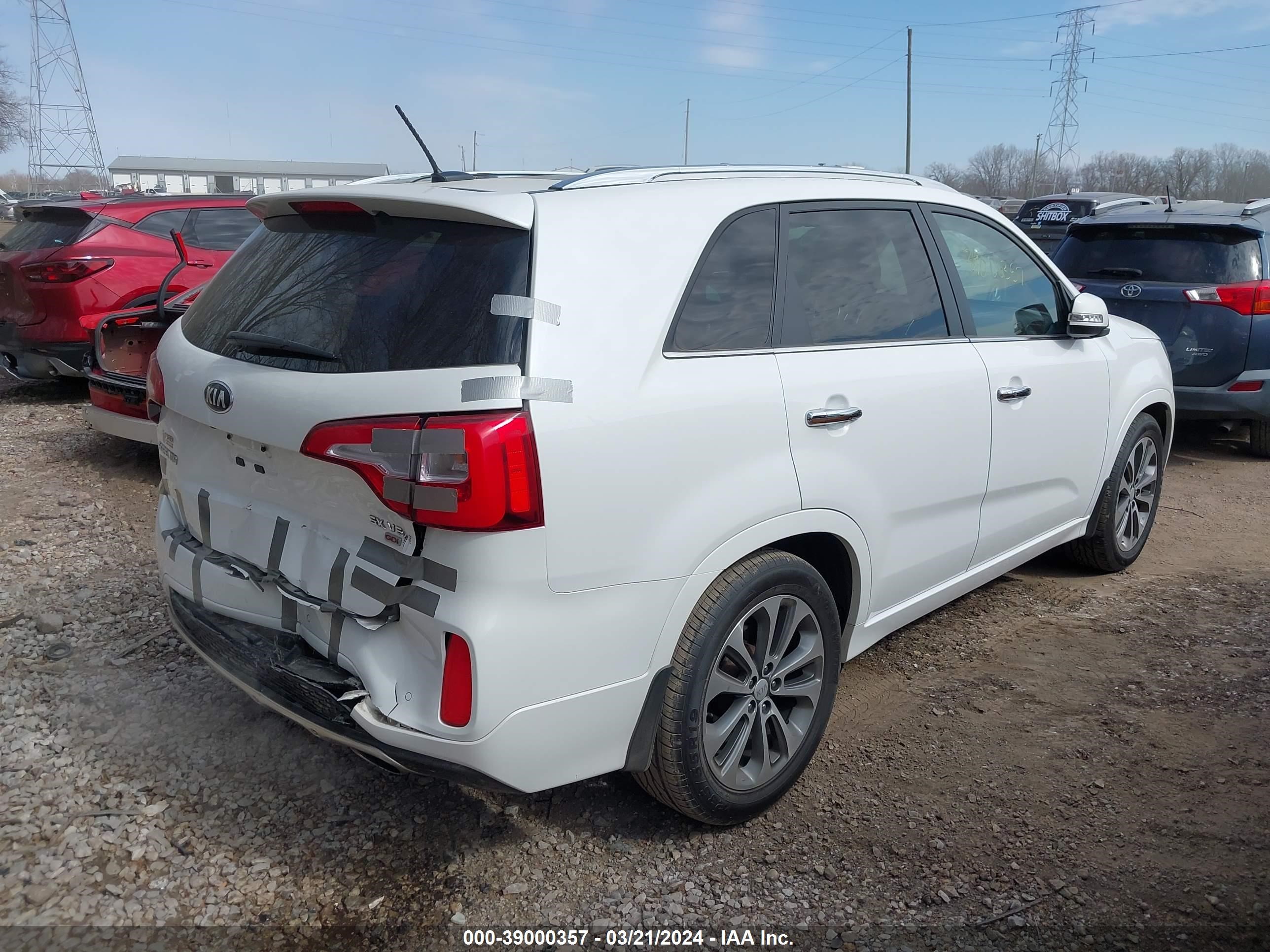 Photo 3 VIN: 5XYKW4A72EG516274 - KIA SORENTO 