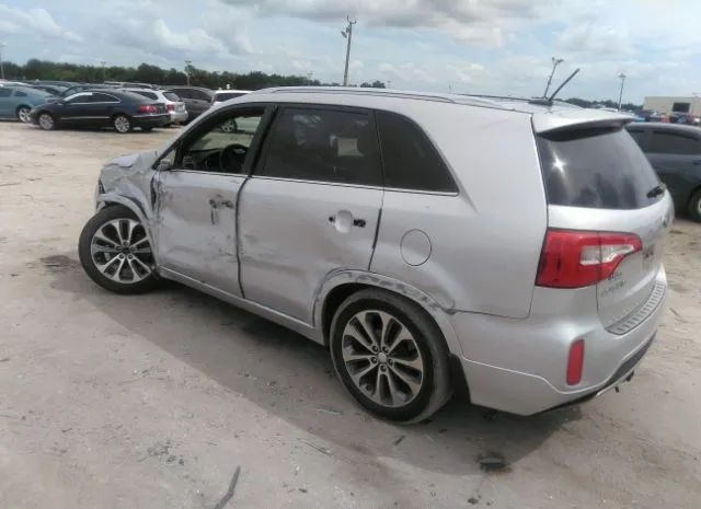 Photo 2 VIN: 5XYKW4A78FG582197 - KIA SORENTO 