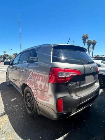 Photo 2 VIN: 5XYKW4A79FG614218 - KIA SORENTO SX 