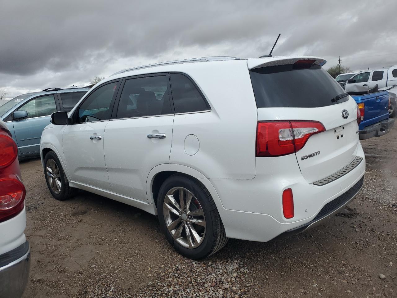 Photo 1 VIN: 5XYKW4A7XEG438956 - KIA SORENTO 