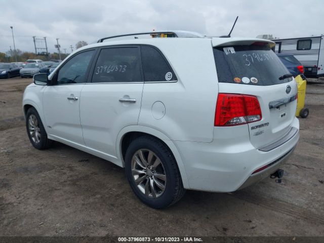 Photo 2 VIN: 5XYKWDA21CG267113 - KIA SORENTO 