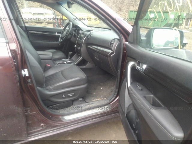 Photo 4 VIN: 5XYKWDA22CG288844 - KIA SORENTO 