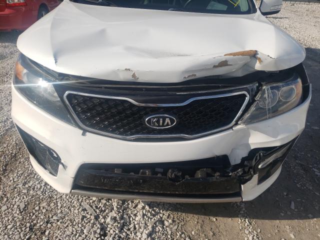 Photo 8 VIN: 5XYKWDA22DG311766 - KIA SORENTO SX 