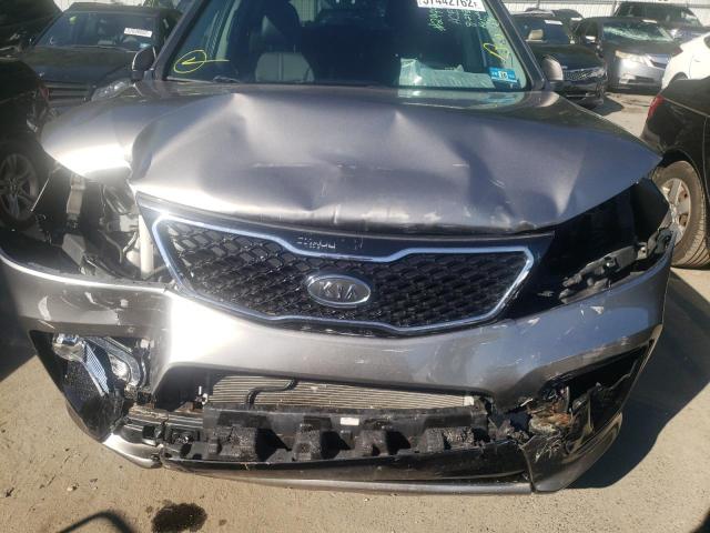 Photo 6 VIN: 5XYKWDA22DG369988 - KIA SORENTO SX 