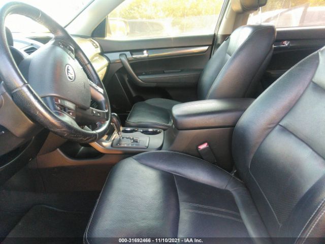 Photo 4 VIN: 5XYKWDA23BG117860 - KIA SORENTO 