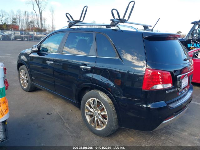 Photo 2 VIN: 5XYKWDA25CG188320 - KIA SORENTO 