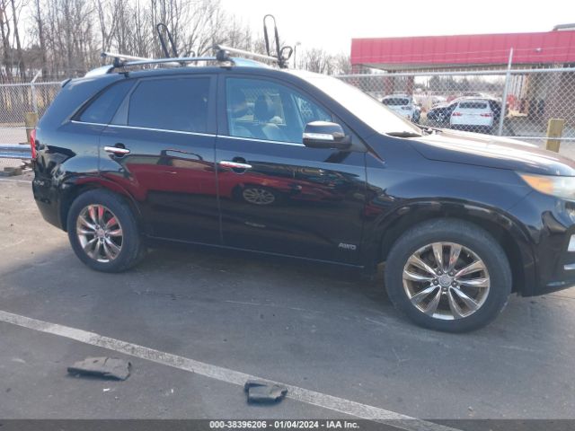 Photo 5 VIN: 5XYKWDA25CG188320 - KIA SORENTO 