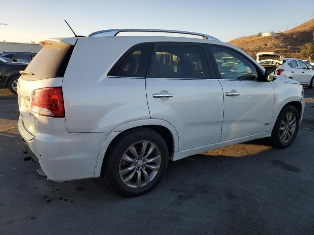 Photo 2 VIN: 5XYKWDA26CG250839 - KIA SORENTO 