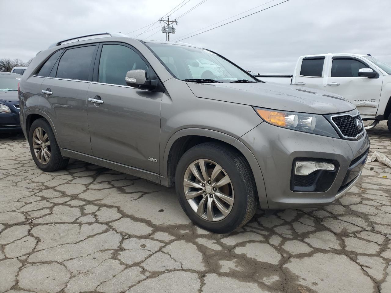 Photo 3 VIN: 5XYKWDA27DG388472 - KIA SORENTO 