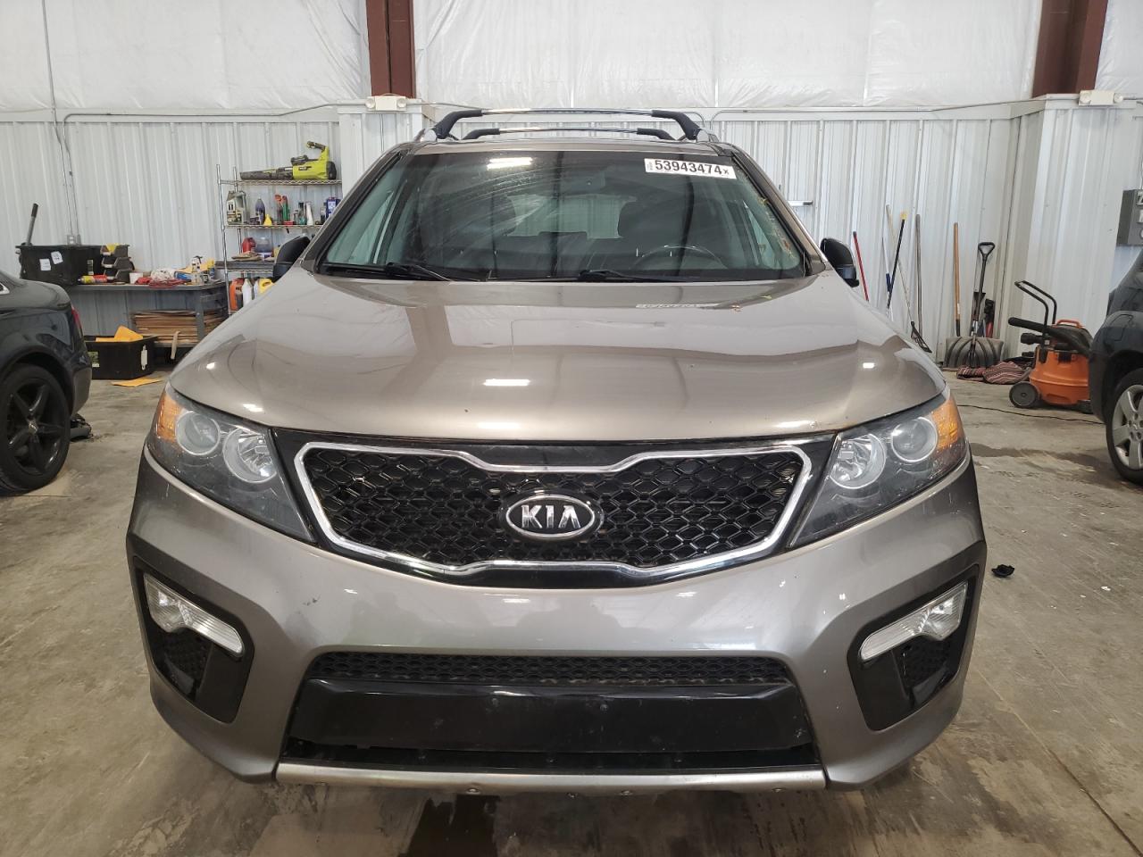 Photo 4 VIN: 5XYKWDA27DG401091 - KIA SORENTO 