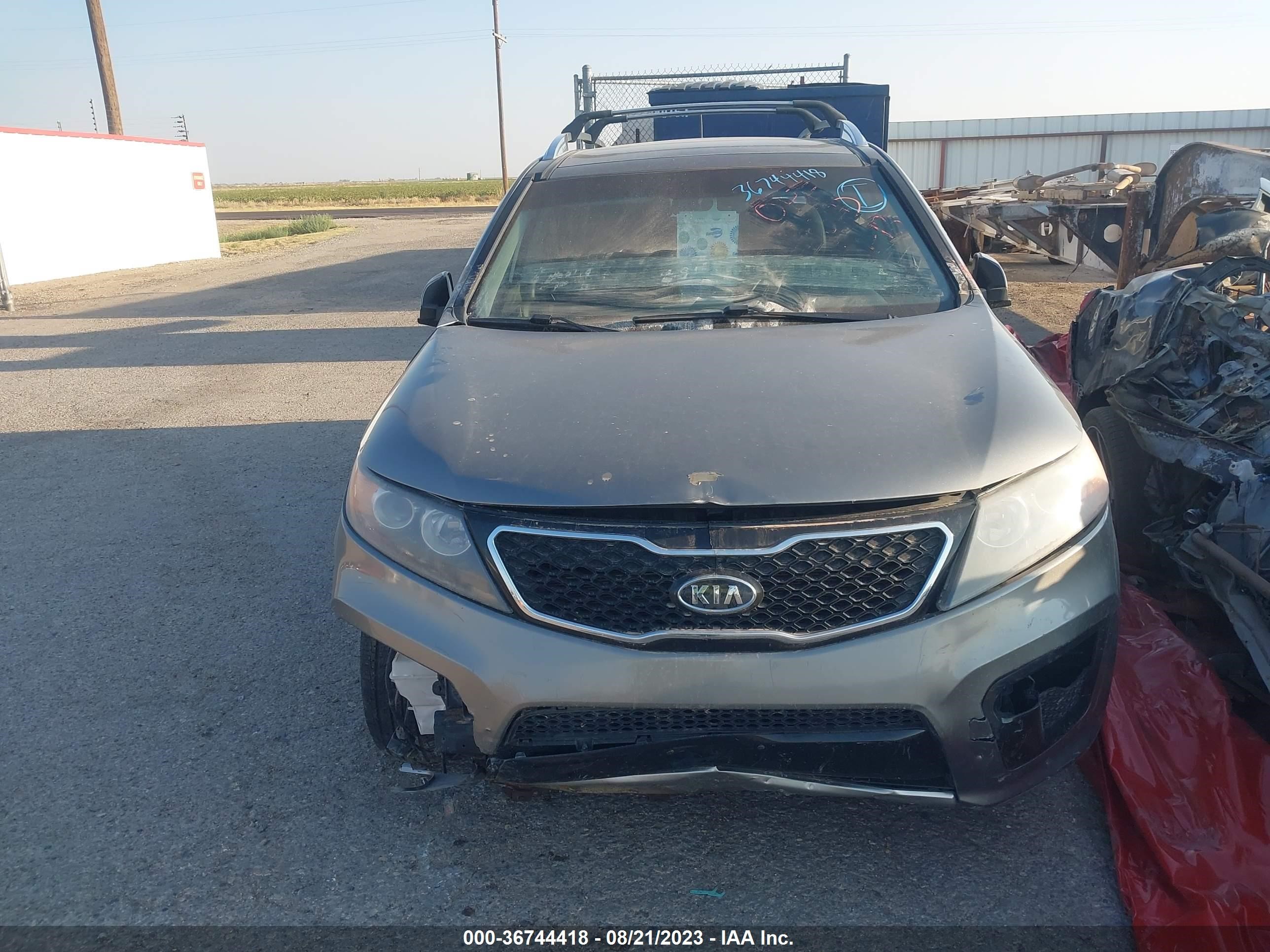 Photo 11 VIN: 5XYKWDA28DG321671 - KIA SORENTO 