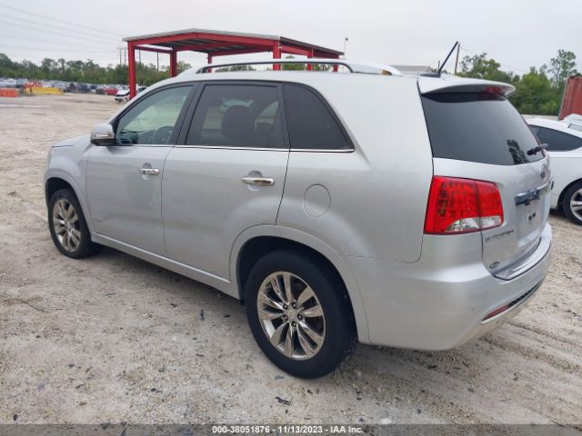 Photo 2 VIN: 5XYKWDA28DG375066 - KIA SORENTO 