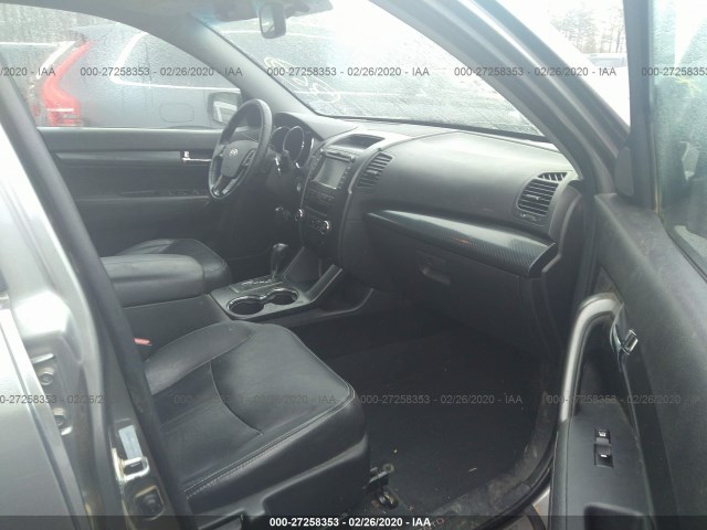 Photo 4 VIN: 5XYKWDA29BG155402 - KIA SORENTO 