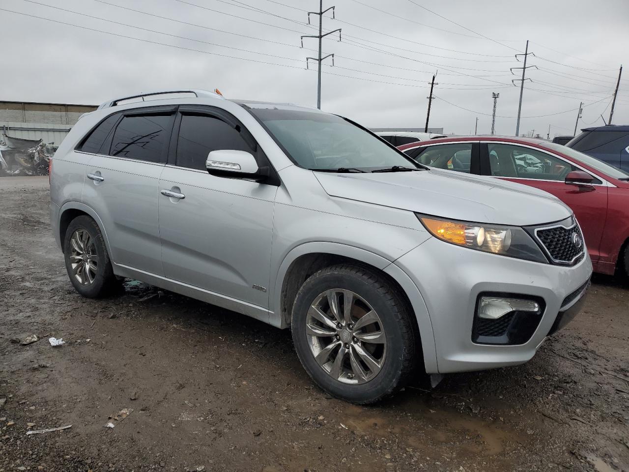 Photo 3 VIN: 5XYKWDA29CG255842 - KIA SORENTO 