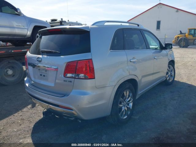 Photo 3 VIN: 5XYKWDA29DG389011 - KIA SORENTO 