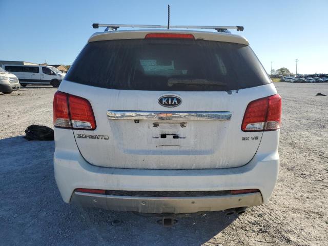 Photo 5 VIN: 5XYKWDA2XBG135224 - KIA SORENTO SX 