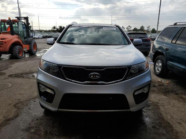 Photo 4 VIN: 5XYKWDA2XCG244624 - KIA SORENTO SX 