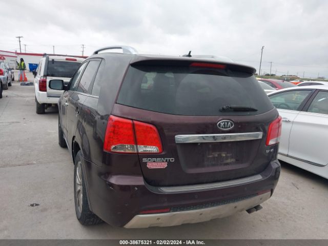 Photo 2 VIN: 5XYKWDA2XDG341341 - KIA SORENTO 