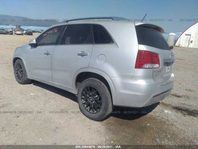 Photo 2 VIN: 5XYKWDA2XDG371035 - KIA SORENTO 