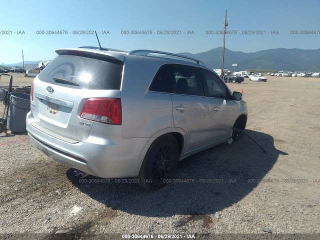 Photo 3 VIN: 5XYKWDA2XDG371035 - KIA SORENTO 