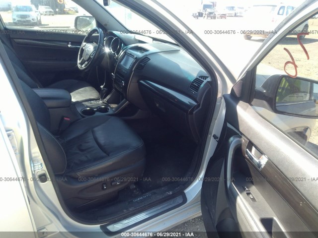 Photo 4 VIN: 5XYKWDA2XDG371035 - KIA SORENTO 