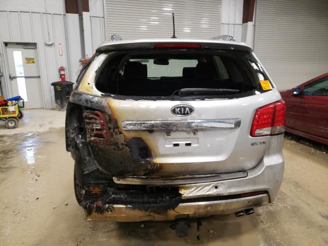 Photo 5 VIN: 5XYKWDA2XDG374467 - KIA SORENTO SX 