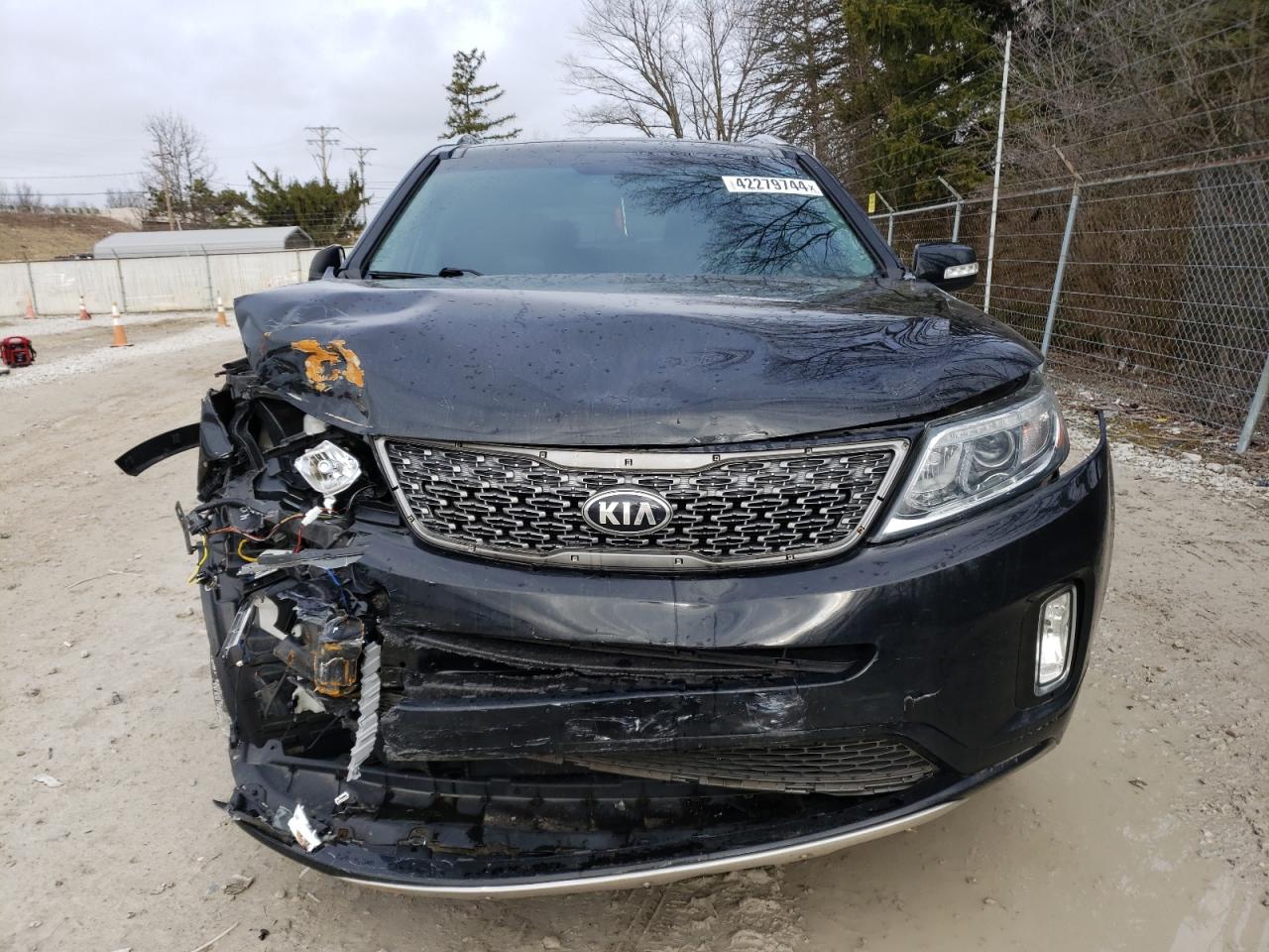 Photo 4 VIN: 5XYKWDA70FG606461 - KIA SORENTO 