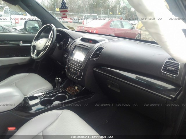 Photo 4 VIN: 5XYKWDA71FG610597 - KIA SORENTO 