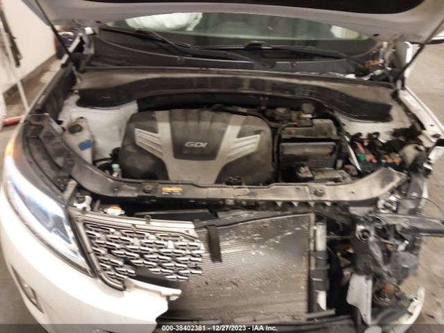 Photo 9 VIN: 5XYKWDA72FG561328 - KIA SORENTO 