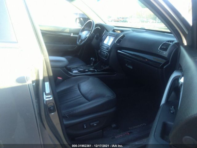 Photo 4 VIN: 5XYKWDA73EG432383 - KIA SORENTO 