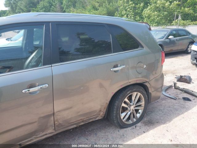 Photo 5 VIN: 5XYKWDA73FG643925 - KIA SORENTO 