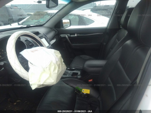 Photo 4 VIN: 5XYKWDA74FG624753 - KIA SORENTO 