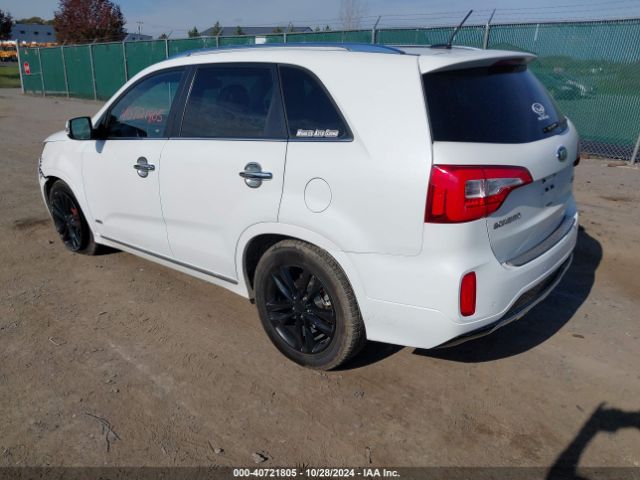 Photo 2 VIN: 5XYKWDA76FG648441 - KIA SORENTO 