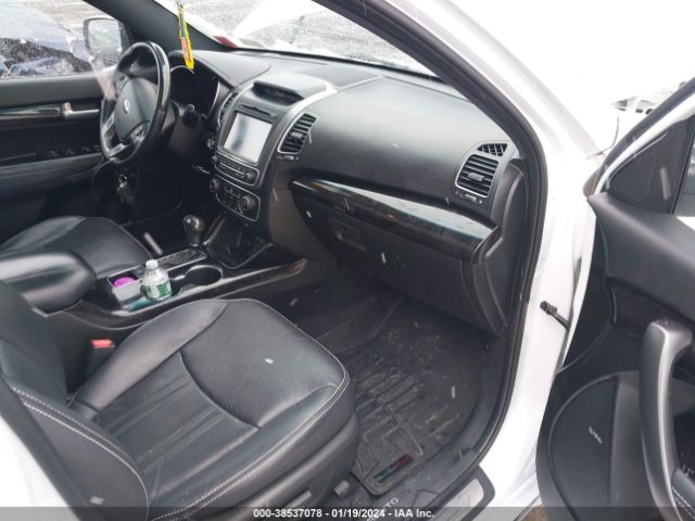 Photo 4 VIN: 5XYKWDA78EG493714 - KIA SORENTO 