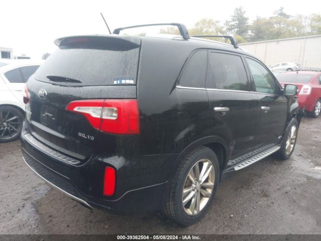 Photo 3 VIN: 5XYKWDA78FG614792 - KIA SORENTO 