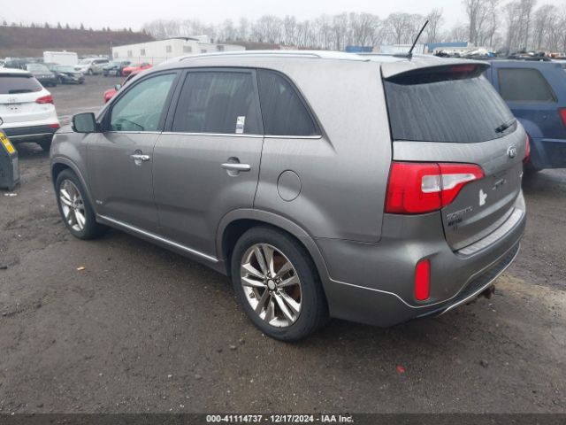 Photo 2 VIN: 5XYKWDA7XFG573498 - KIA SORENTO 