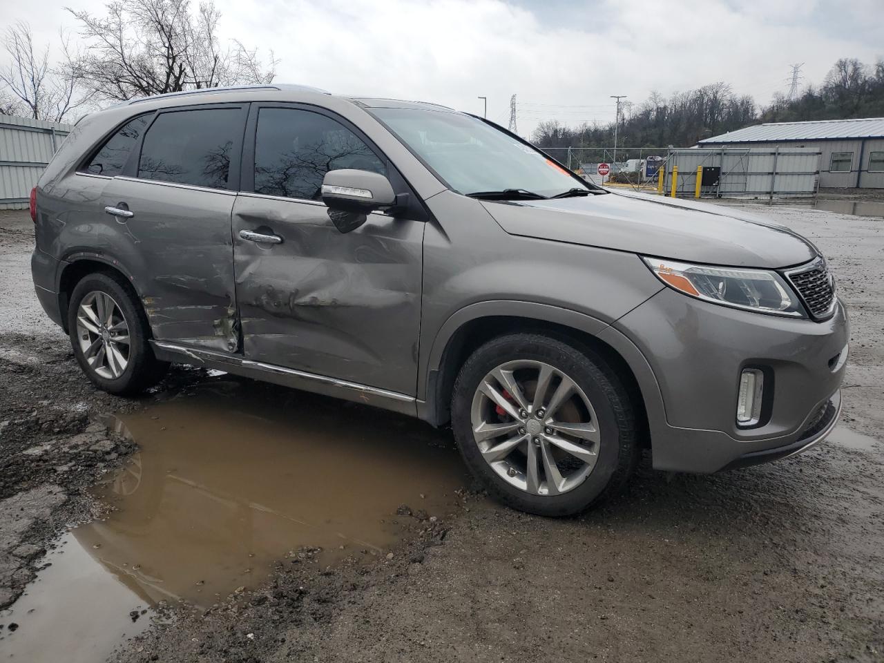 Photo 3 VIN: 5XYKWDA7XFG603616 - KIA SORENTO 