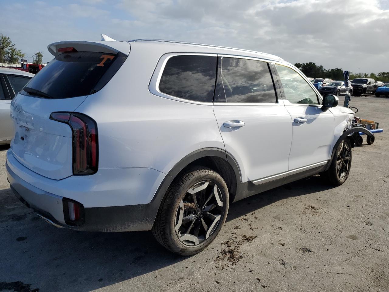 Photo 2 VIN: 5XYP34GC0RG416263 - KIA TELLURIDE 