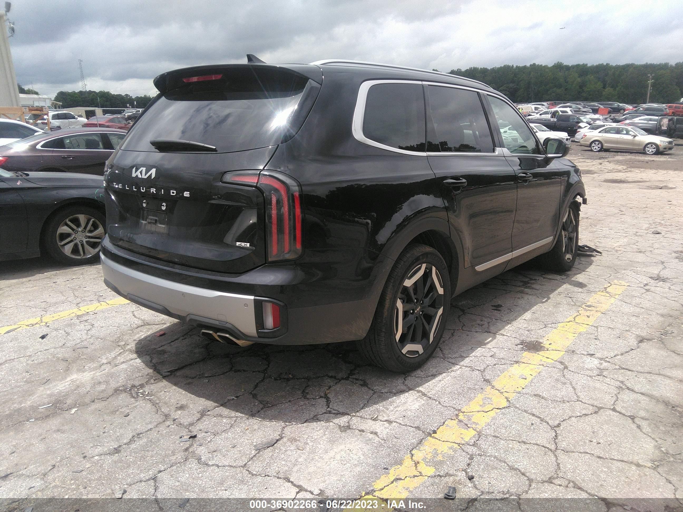 Photo 3 VIN: 5XYP3DGC4PG329950 - KIA TELLURIDE 