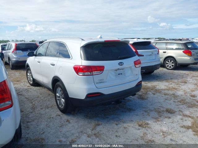 Photo 2 VIN: 5XYPG4A30GG040710 - KIA SORENTO 