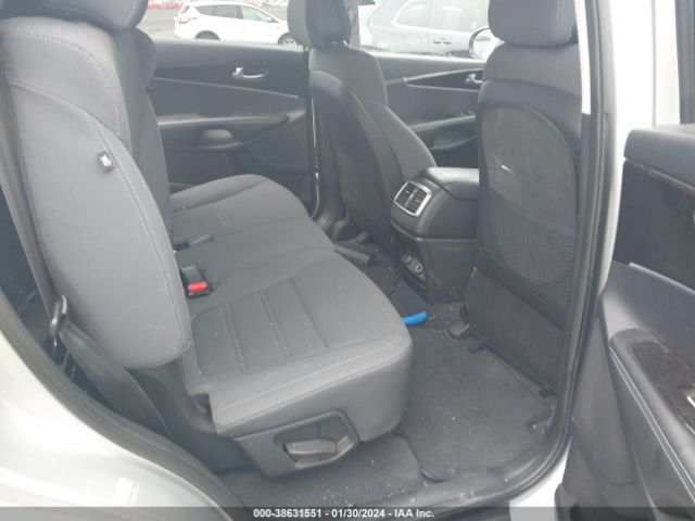 Photo 7 VIN: 5XYPG4A30GG046880 - KIA SORENTO 